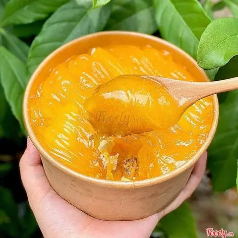 Hình ảnh Bánh bông lan trứng muối sốt dầu trứng