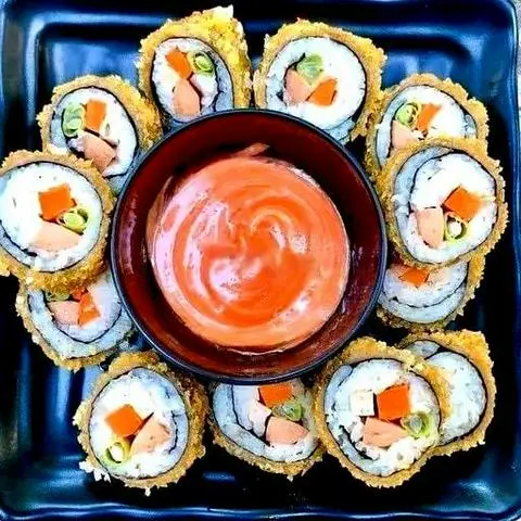 Hình ảnh 2 thanh gymbap chiên