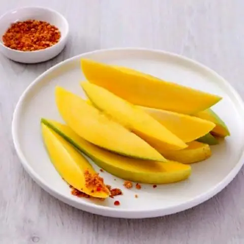 Hình ảnh Xoài chấm muối nhuyễn