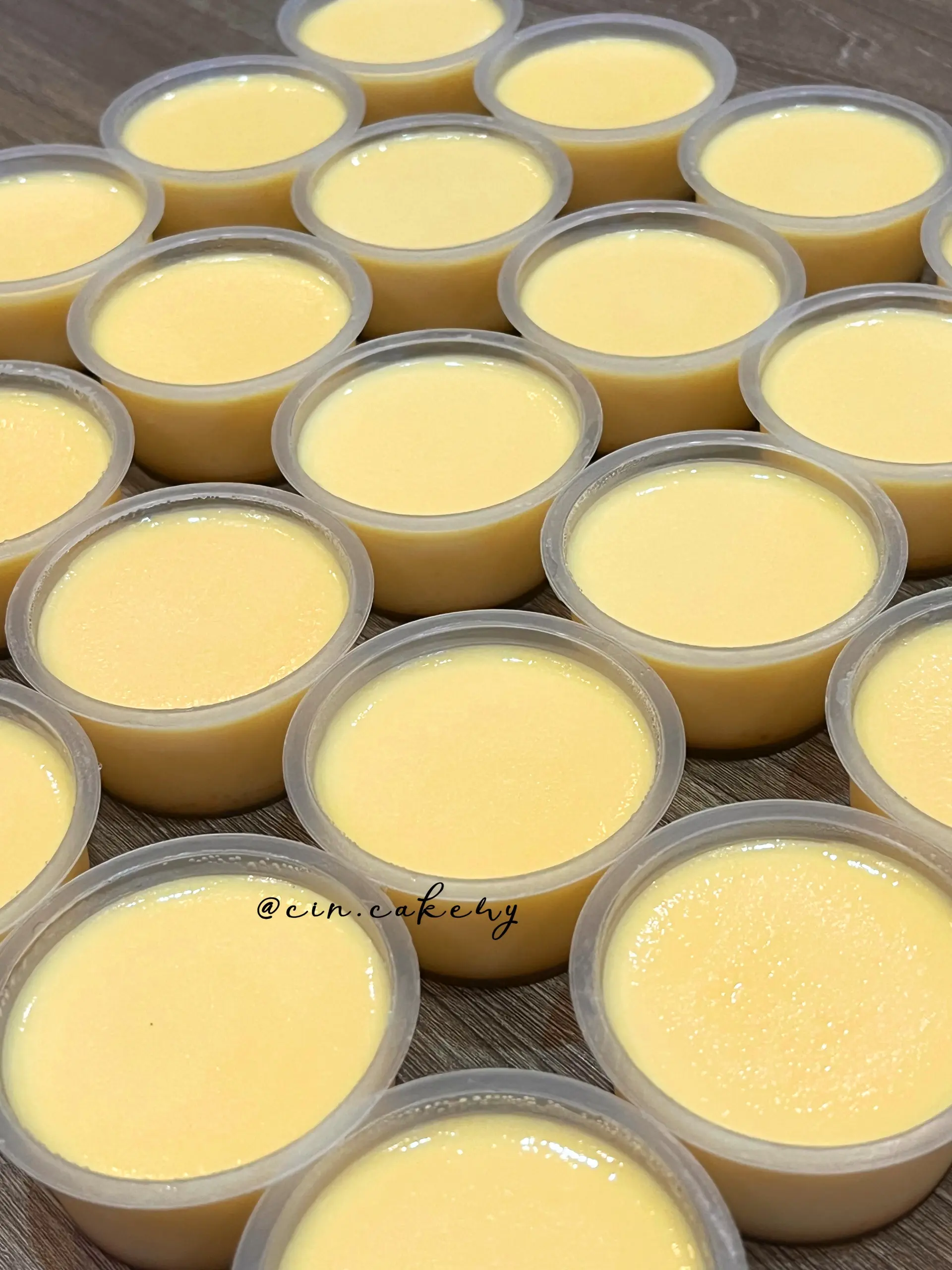Hình ảnh Bánh Flan Caramel (Set 3 Cái)