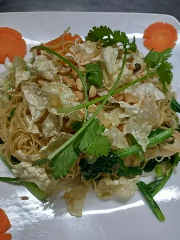 Hình ảnh Mì xào mềm chay