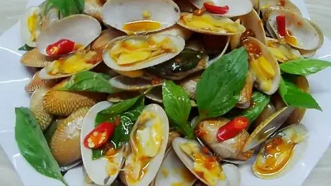 Hình ảnh Sò lụa xào lá quế