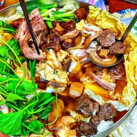 Hình ảnh Lẩu bò ba toa 2-3 người ăn