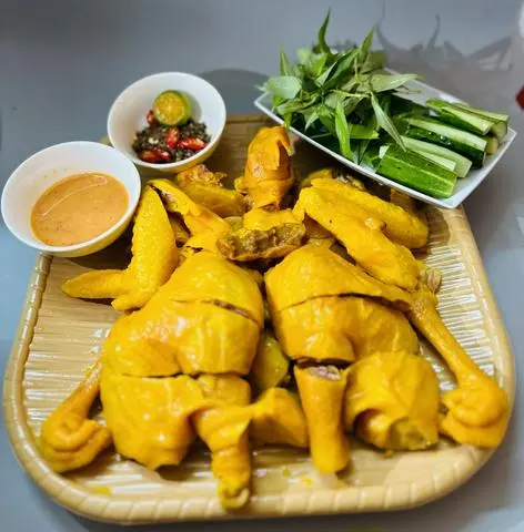 Hình ảnh Gà ri ủ muối - nửa con ( chặt nhỏ ) - Chặt Ra Từ Gà Ủ Muối Nguyên Con 