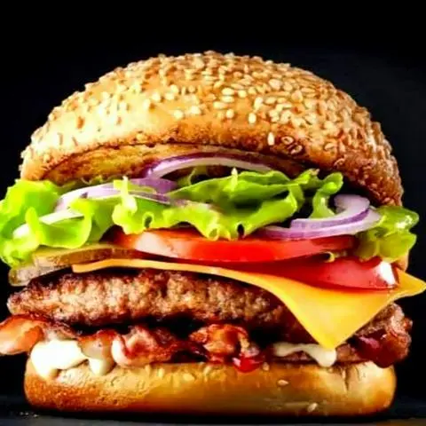Hình ảnh Hamburger gà trứng phomai