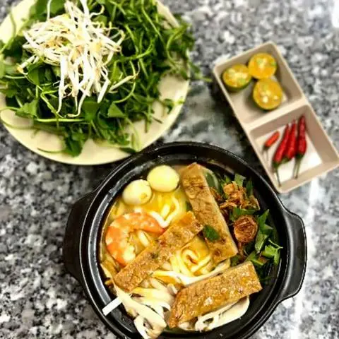 Hình ảnh Bánh canh tôm - chả cá Nha Trang