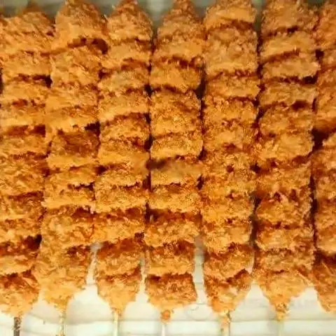 Hình ảnh Xúc xích lốc xoáy tẩm bột