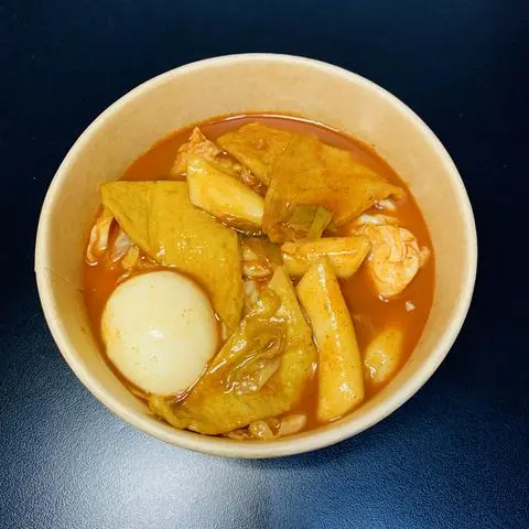 Hình ảnh Tokbokki sốt truyền thống