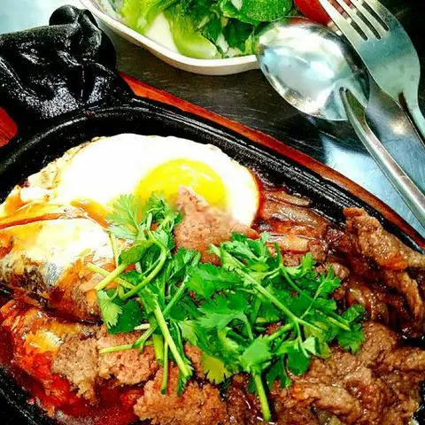 Hình ảnh Bò trứng pate cá hộp