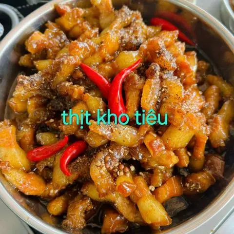 Hình ảnh Cơm thịt kho tiêu