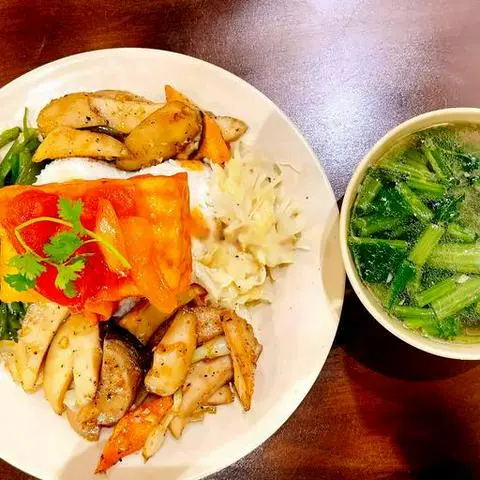 Hình ảnh Cơm đậu hũ sốt cà
