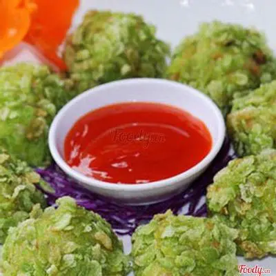 Hình ảnh Cốm Xanh Cá Viên Chiên