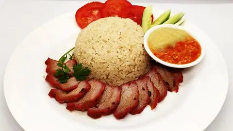 Hình ảnh Cơm xá xíu Mickey