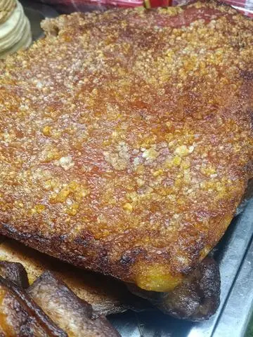 Hình ảnh 200gram heo quay