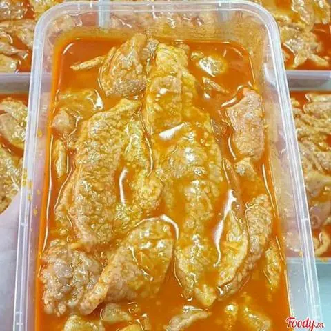 Hình ảnh Vú Heo Ướp Chao Kèm Nước Chấm