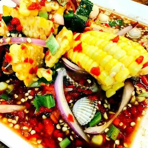 Hình ảnh Gỏi bắp sò huyết Chiangmai
