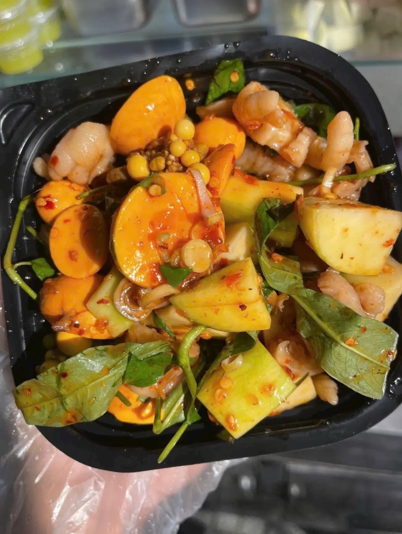 Hình ảnh Chân Gà Mix Trứng Non Lớn