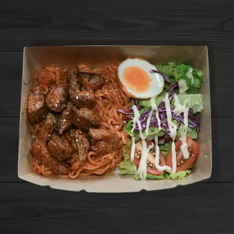 Hình ảnh Mì trộn bò lúc lắc
