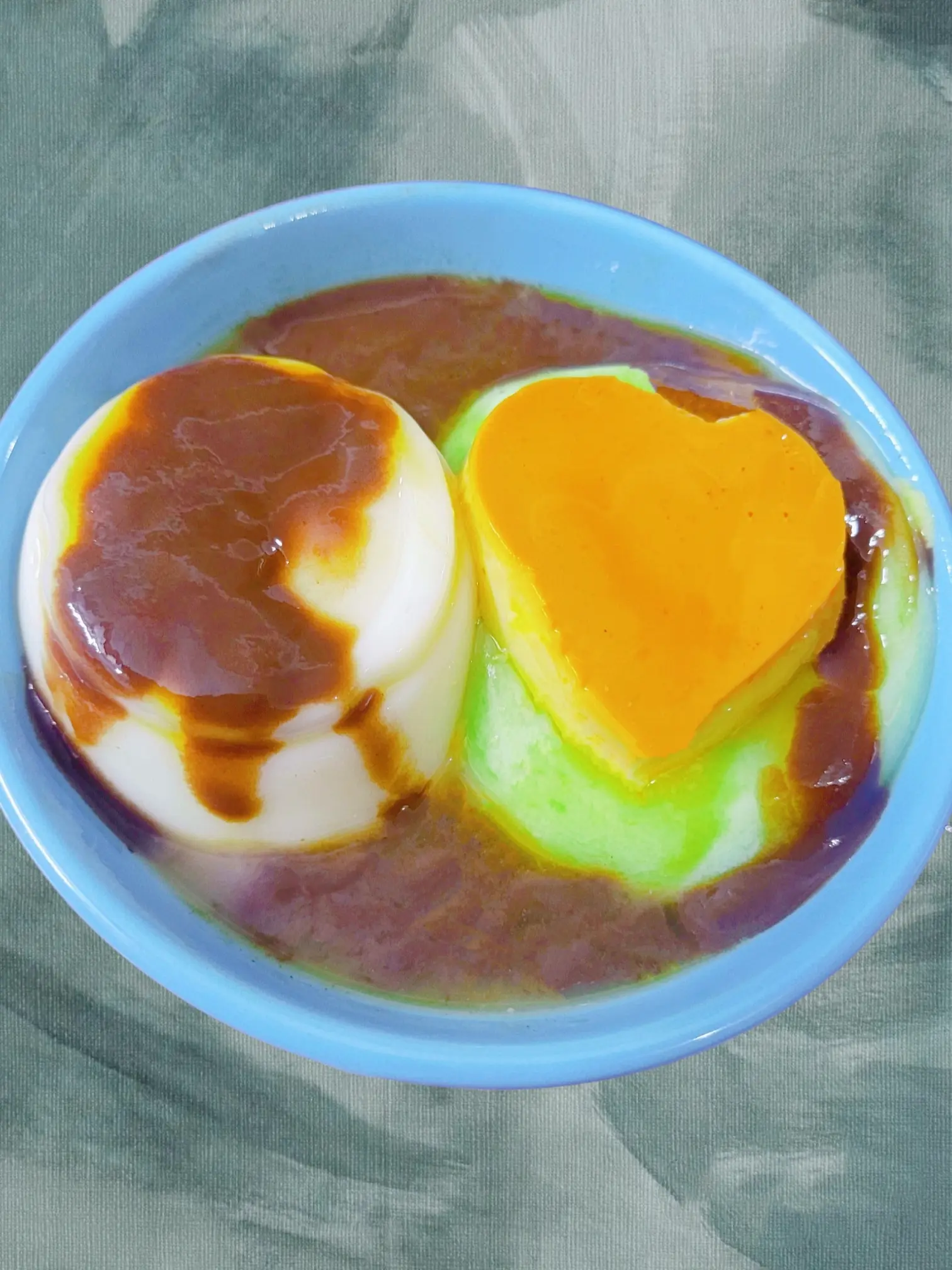 Hình ảnh Tàu Hũ Singapore - Sốt CaCao, Có Bánh Flan, Dừa