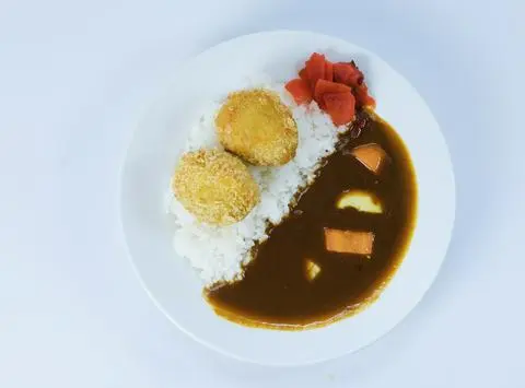 Hình ảnh CURRY WITH CROQUET