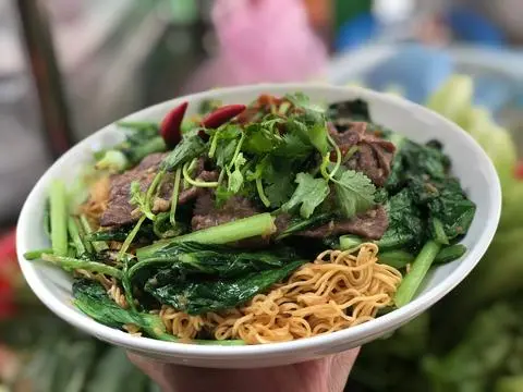 Hình ảnh Mì xào bò