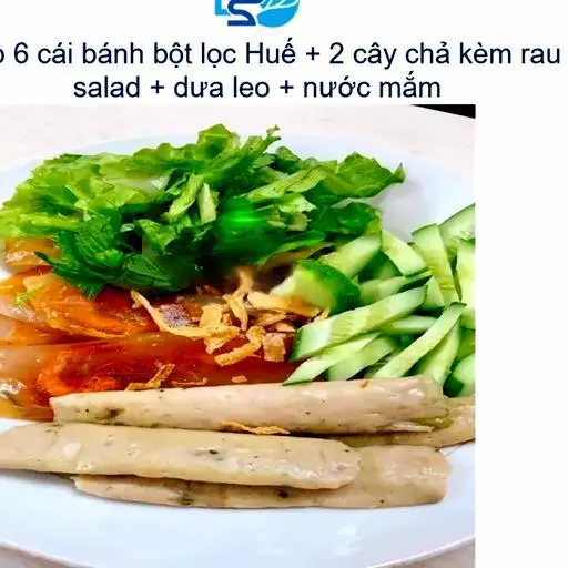 Hình ảnh Bánh bột lọc kèm rau chả