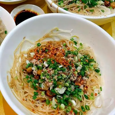 Hình ảnh Hủ tiếu khô thêm