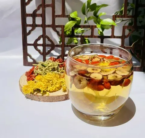 Hình ảnh Trà Kim Ngân Hoa Thảo Mộc (Trà nóng )