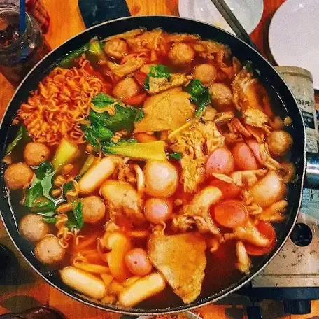 Hình ảnh Mì cay đặc biệt
