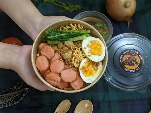 Hình ảnh MXX Mì trộn xúc xích - Trứng lòng đào - Soup cà rốt củ cải