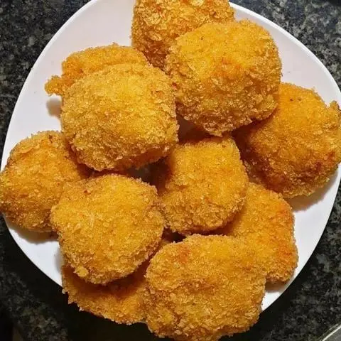 Hình ảnh Bánh Gà Phô Mai - 2 Cái