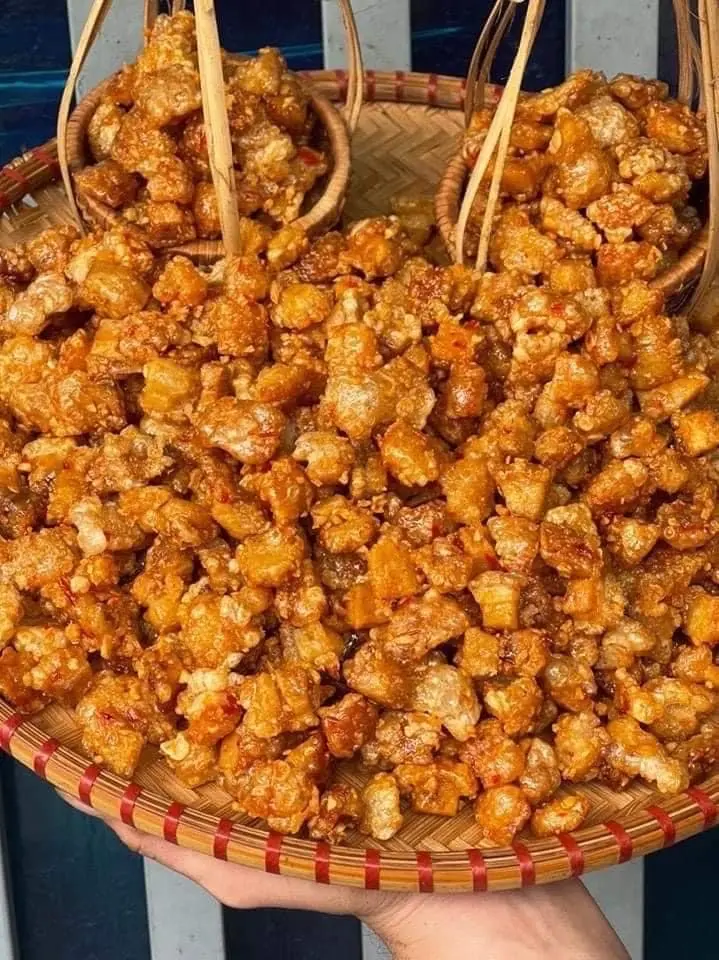 Hình ảnh Bánh Tráng Trộn Tóp Mỡ