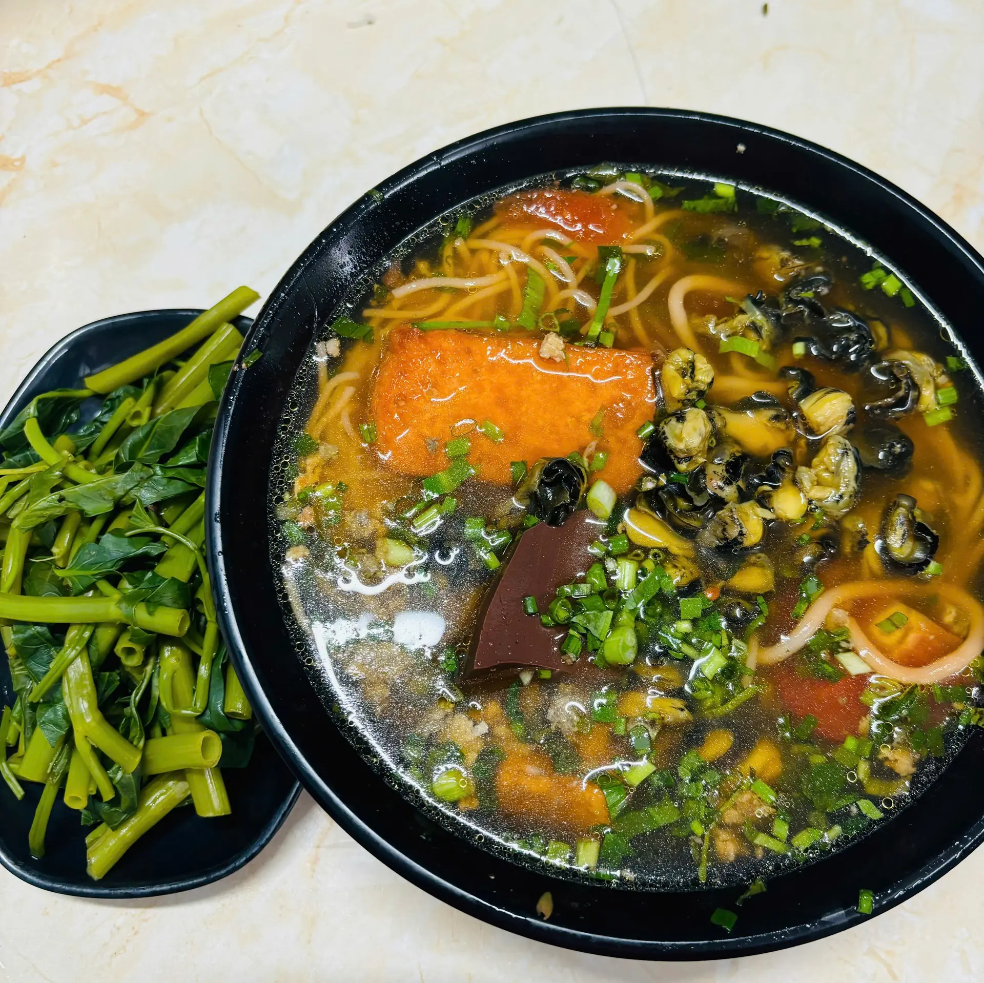 Hình ảnh Canh bún ốc