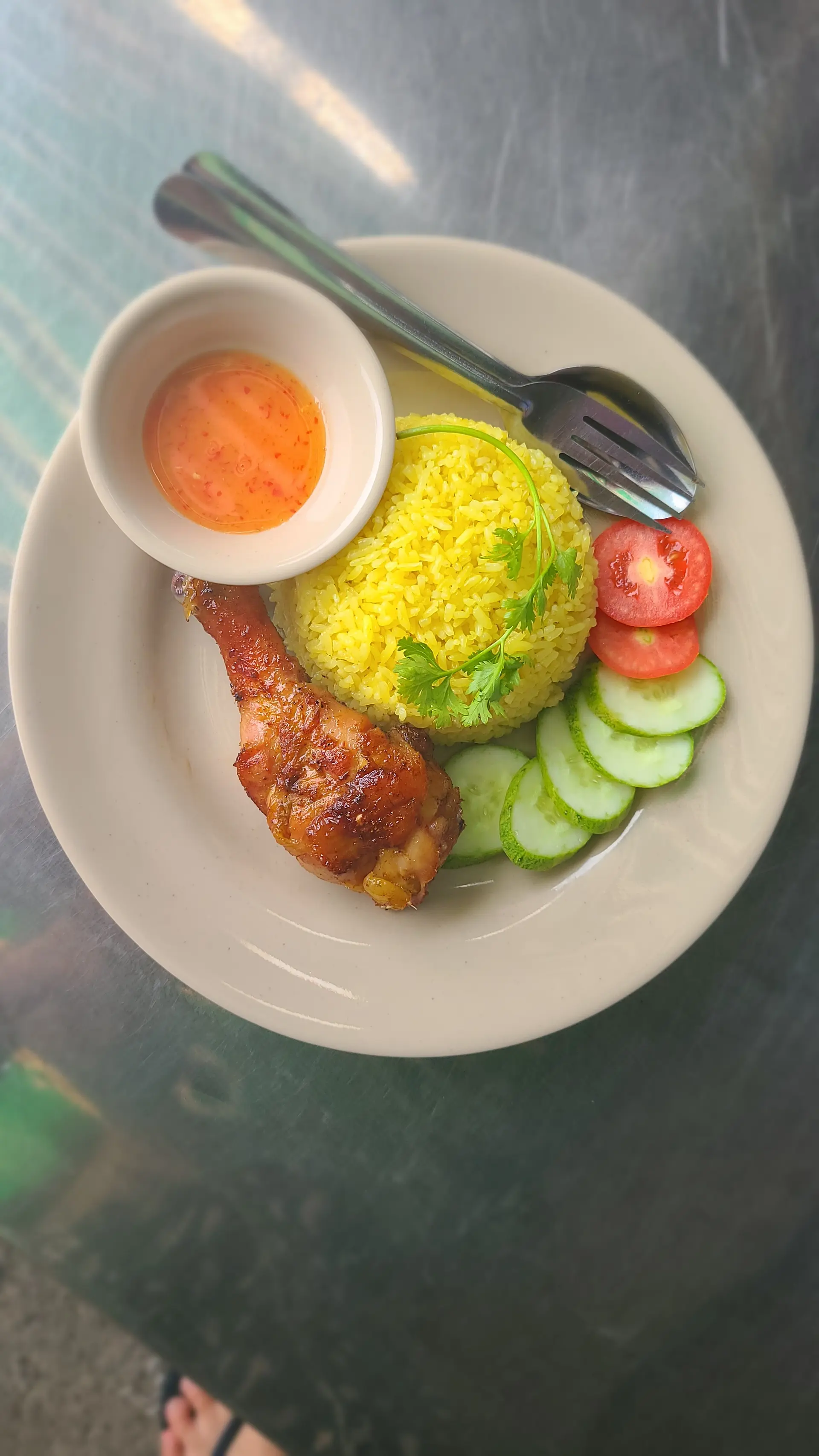 Hình ảnh Cơm gà nướng ngũ vị