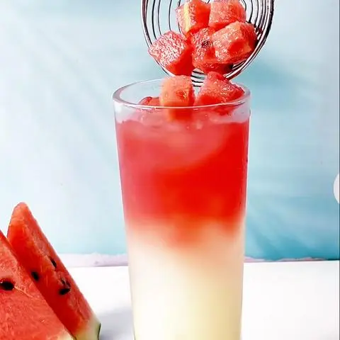 Hình ảnh Dưa hấu yakult