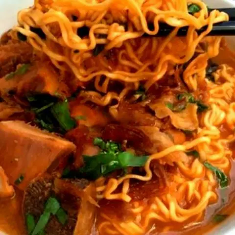 Hình ảnh Phá  lấu  mì  gói
