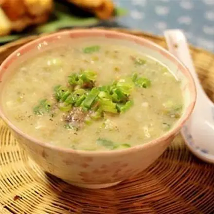Hình ảnh cháo hàu sữa thịt bằm đậu xanh 