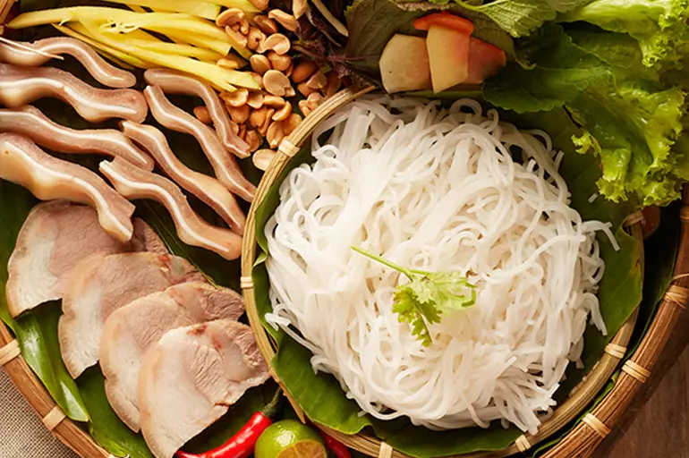 Hình ảnh bún mắm nêm tôm + tại heo