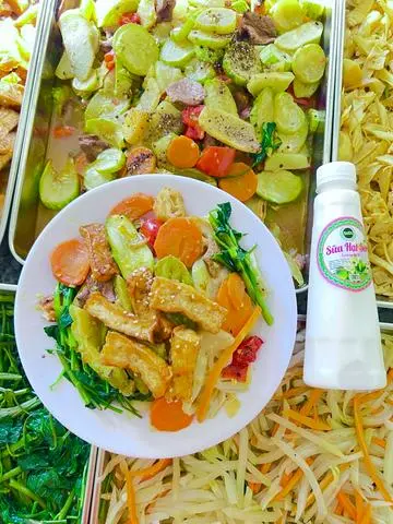 Hình ảnh Cơm Chay Thập Cẩm+ Sữa Hạt Sen