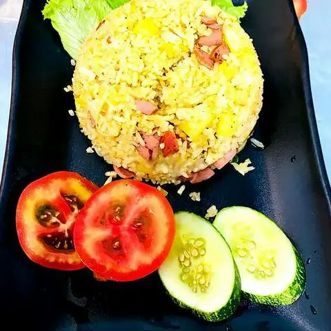 Hình ảnh Cơm chiên trái thơm chay