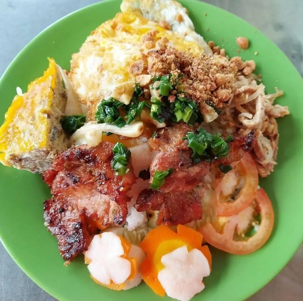 Hình ảnh Cơm Sườn Bì Chả Trứng