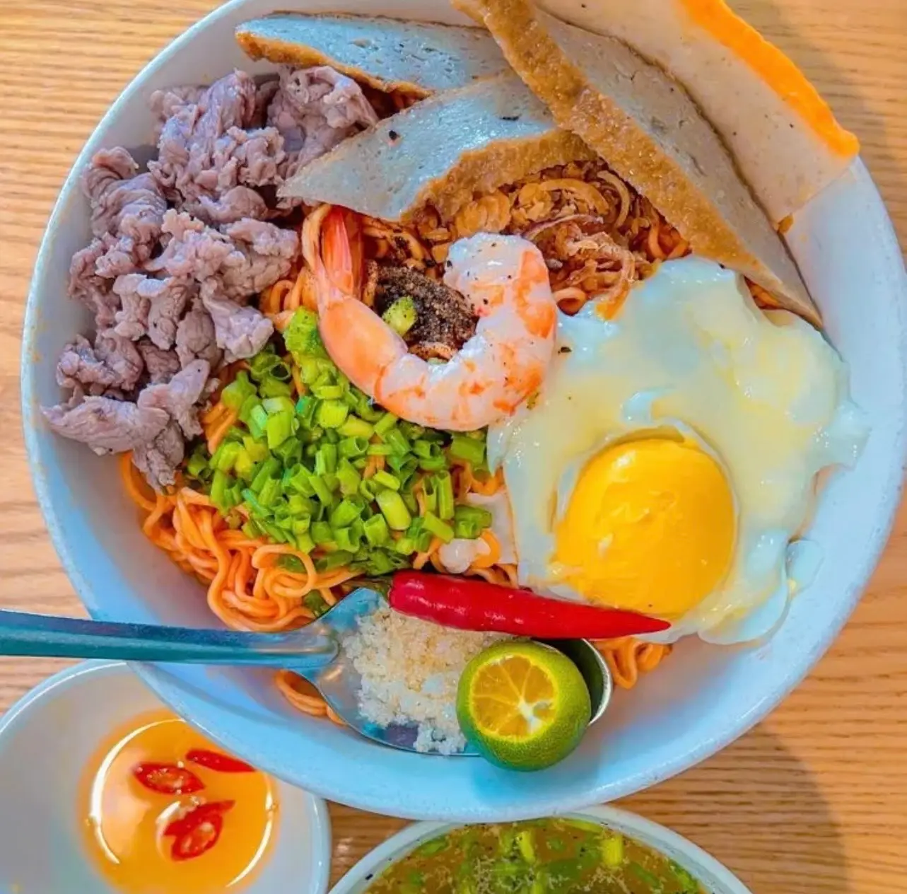 Hình ảnh MÌ TRỘN MUỐI ỚT ĐẶC BIỆT