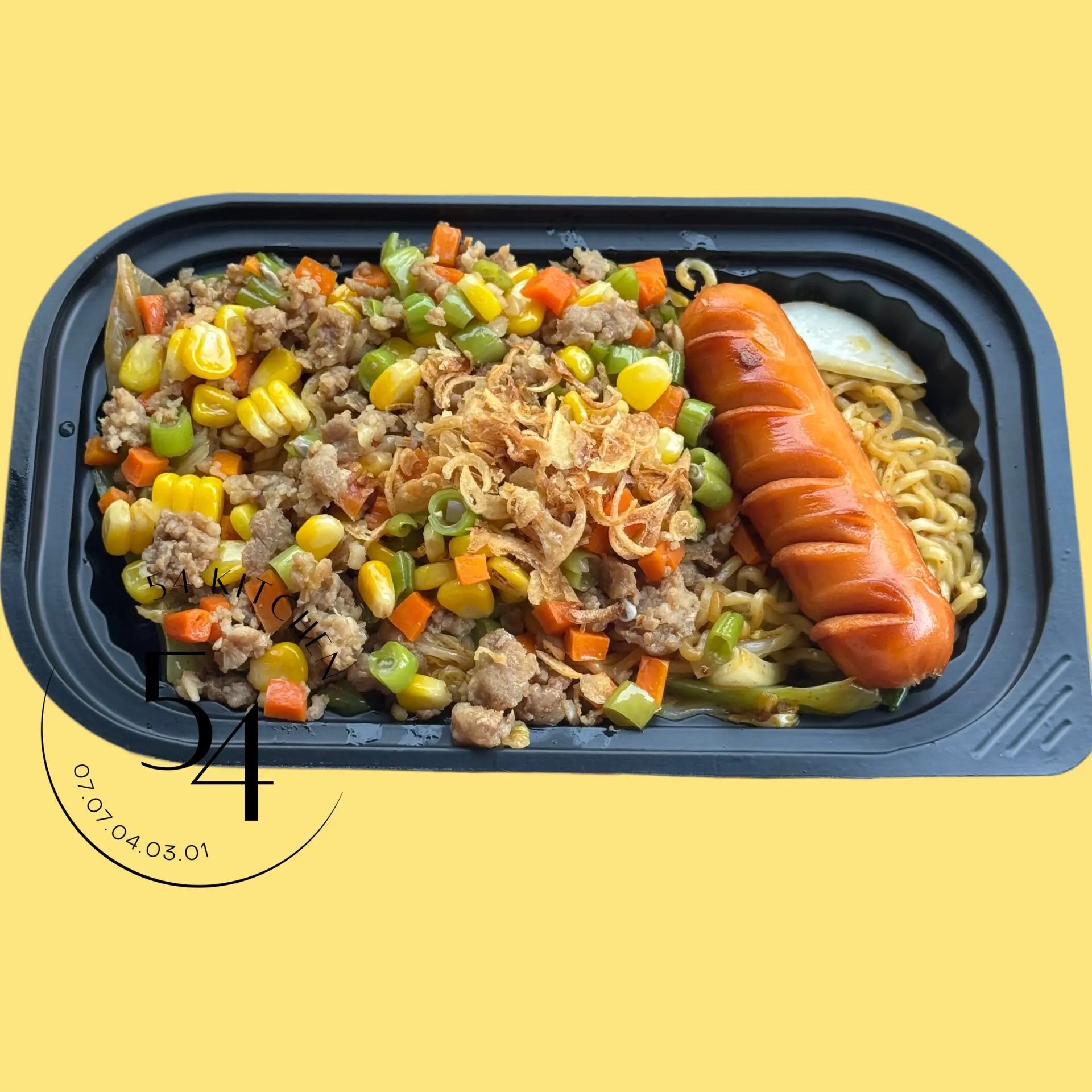 Hình ảnh Mì trộn Indomie thịt bằm rau củ xúc xích