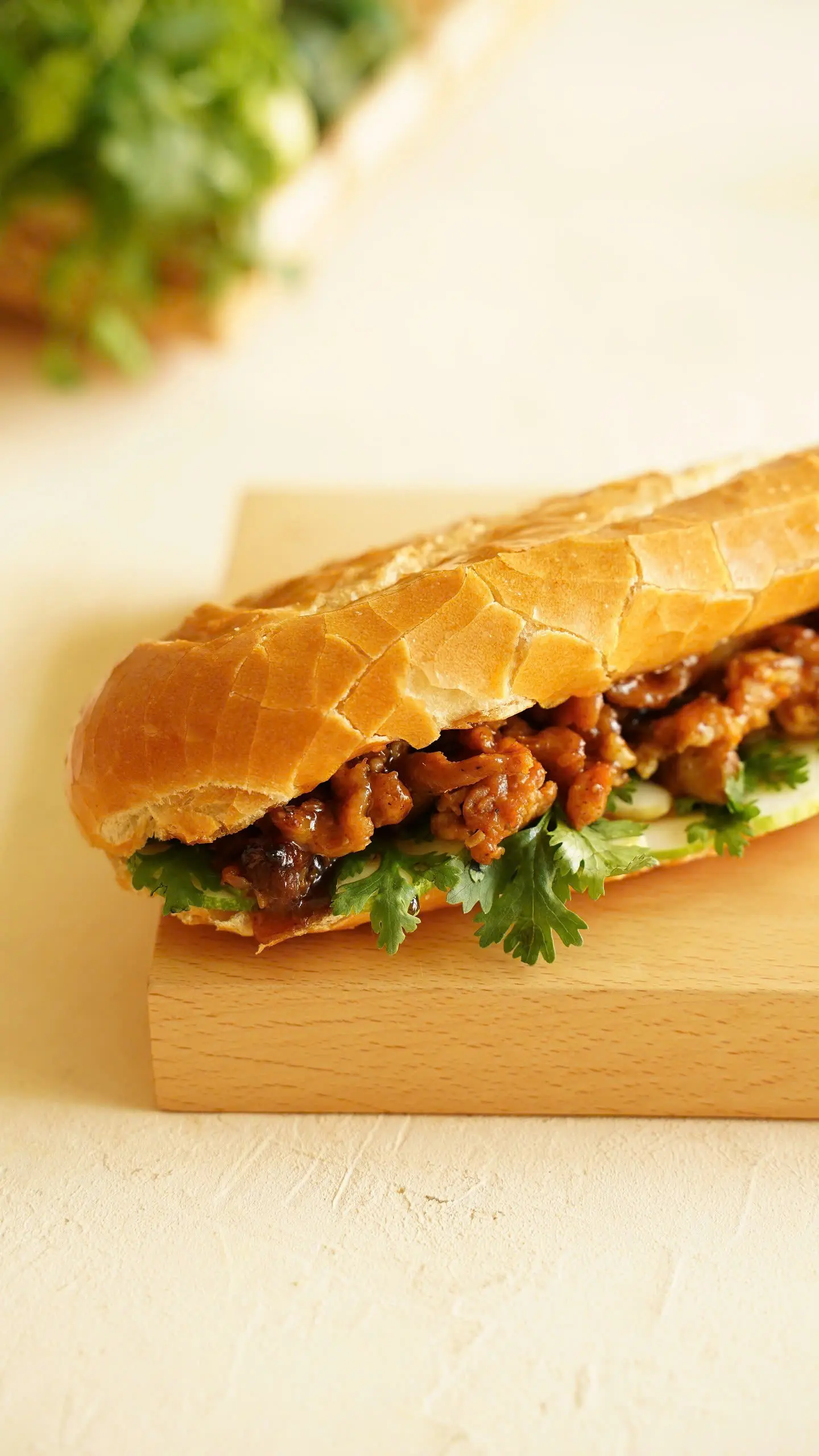Hình ảnh Bánh mì thịt nướng