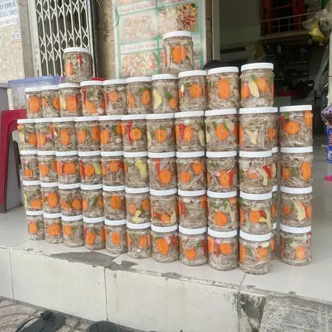 Hình ảnh Combo  2 hủ  tai heo ngâm chua ngọt (90%tai heo)
