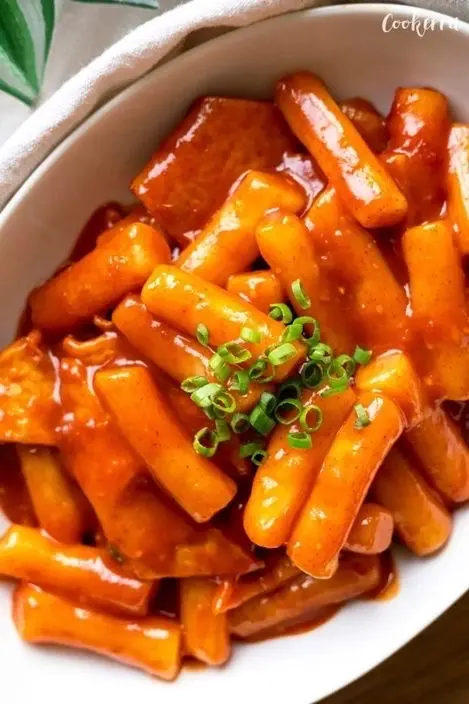 Hình ảnh Bánh gạo sốt cay