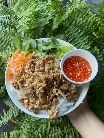 Hình ảnh combo 2 hộp bún thịt xào 