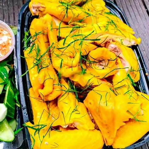 Hình ảnh Combo nửa con gà ủ muối - chân gà ủ muối rút xương - kèm pepsi