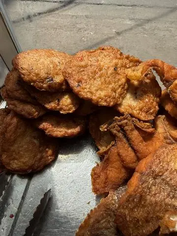 Hình ảnh Chả mực thêm
