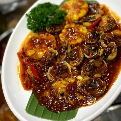 Hình ảnh Sò huyết xào sa tế Thái
